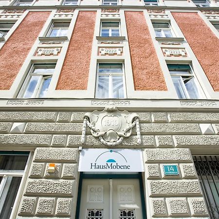 Haus Mobene - Hotel Garni Грац Екстериор снимка